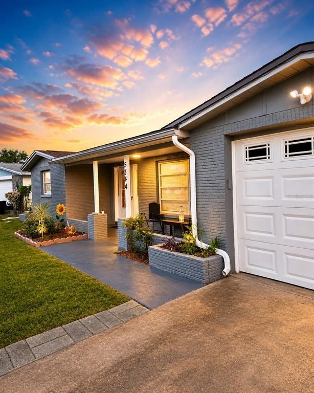 Nancy Ln, Holiday, FL 34690