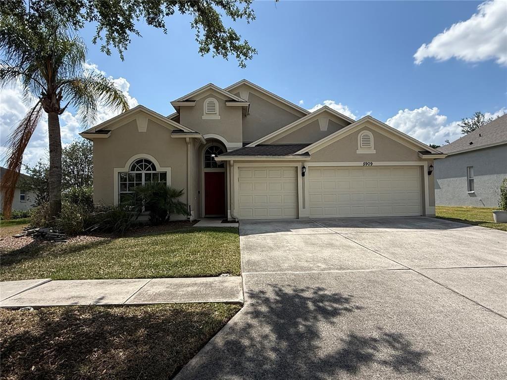 Wedgefield Dr, Zephyrhills, FL 33541