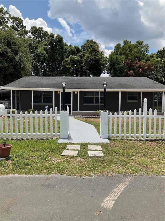 E Jackson St, Kissimmee, FL 34744
