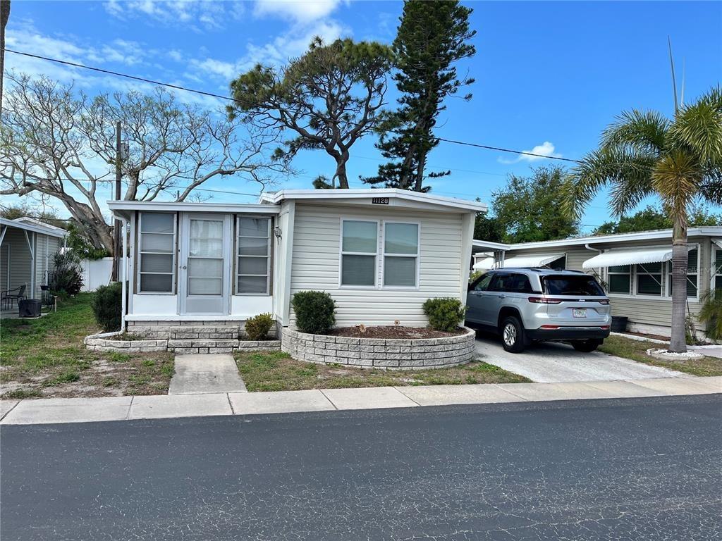 102nd Way, Largo, FL 33773