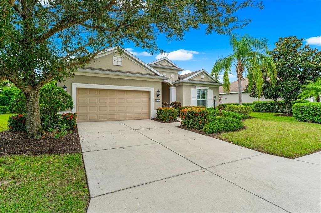 Claremont Park Dr, Bradenton, FL 34211