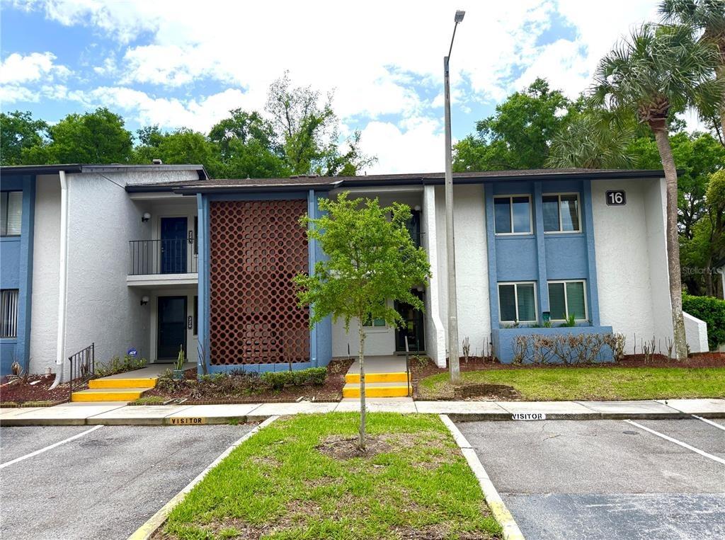 Escondido Cir, Altamonte Springs, FL 32701