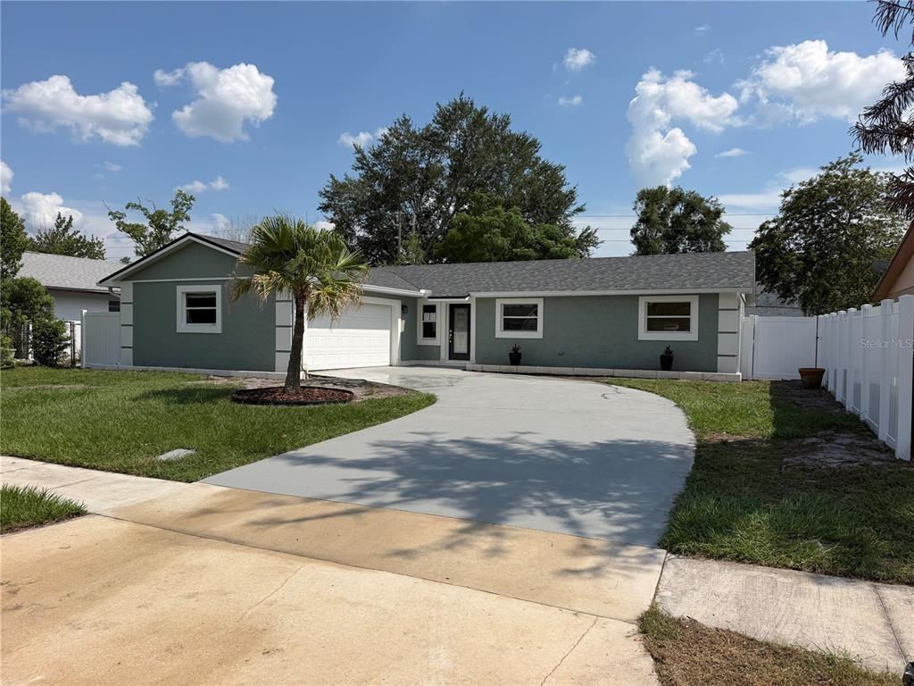 Jane Eyre Dr, Orlando, FL 32825