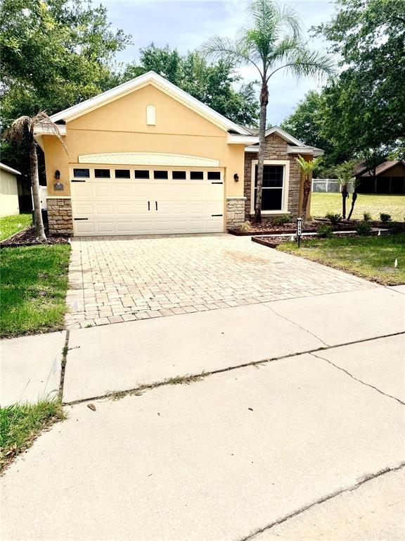 Hackney Ter, Deland, FL 32720