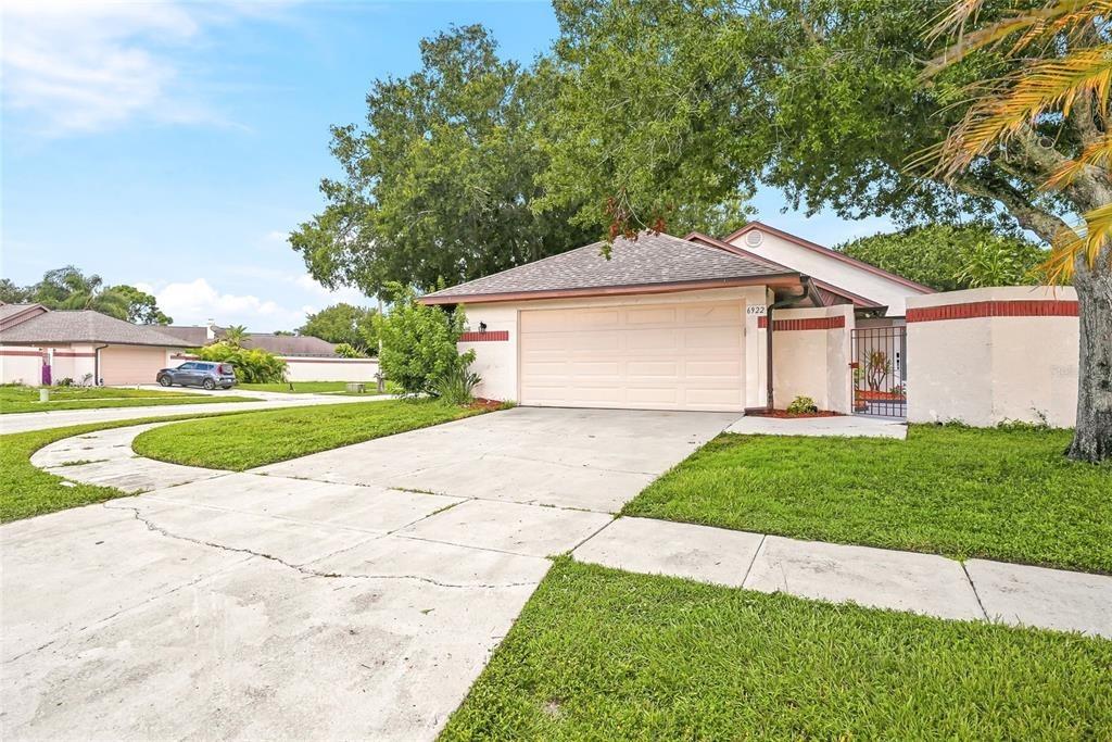 Silvermill Dr, Tampa, FL 33635