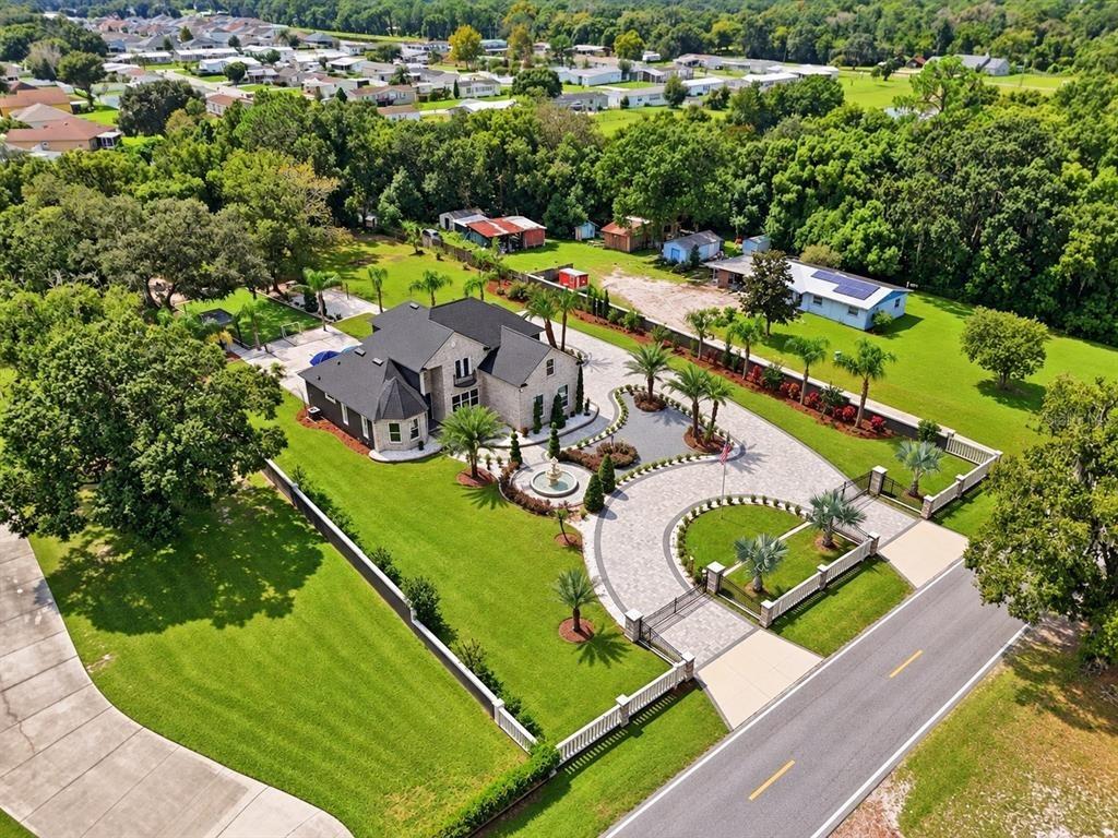W Socrum Loop Rd, Lakeland, FL 33809