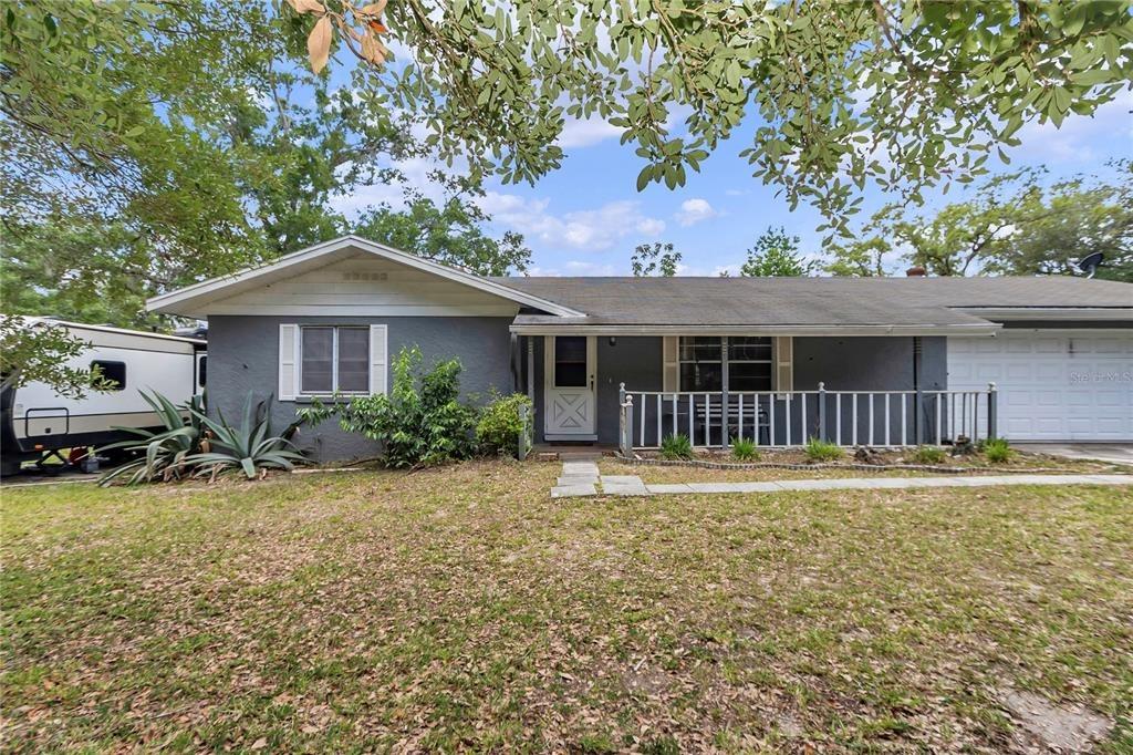 Se 63rd Ln, Ocklawaha, FL 32179