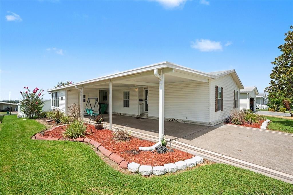 Gill Ave, Zephyrhills, FL 33541