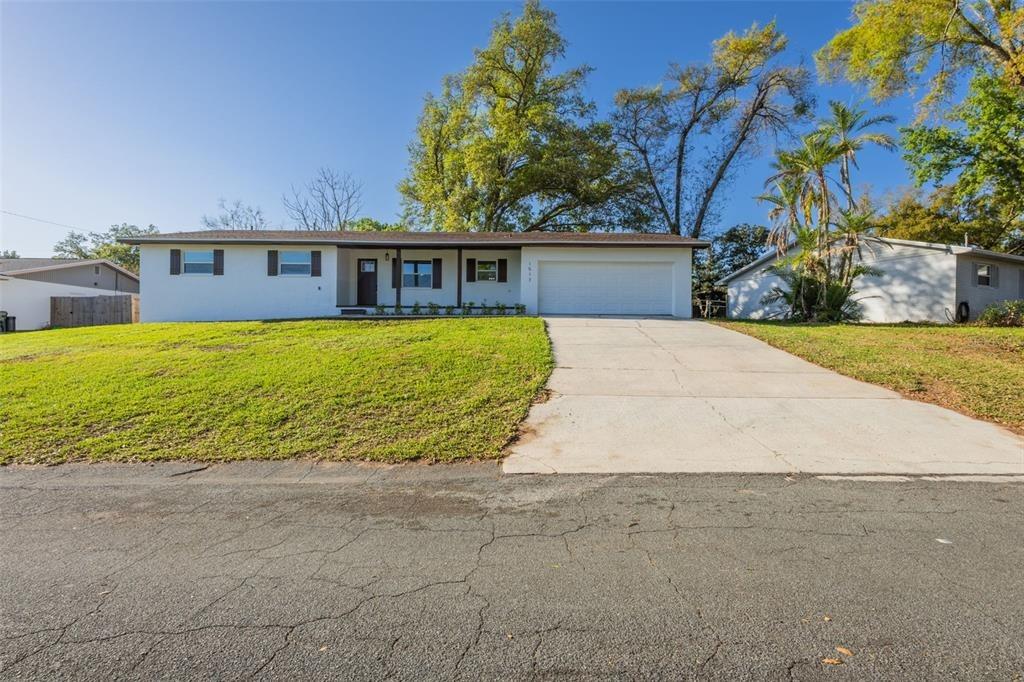 Hallam Ct N, Lakeland, FL 33813