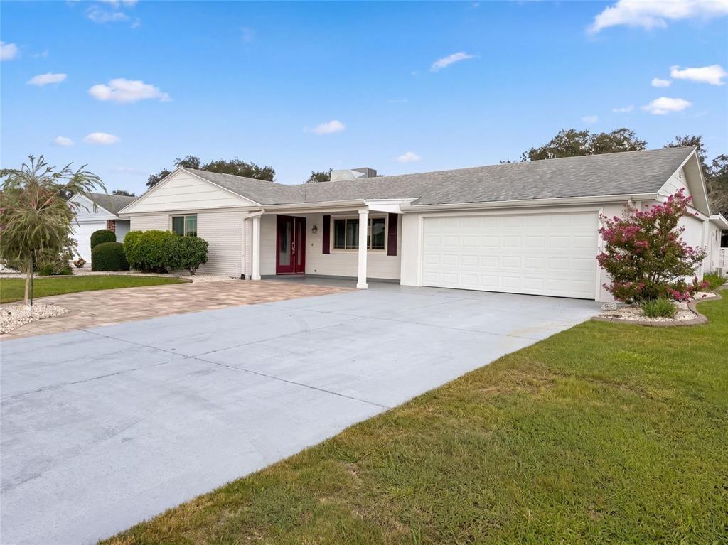 Danbury Dr, Sun City Center, FL 33573
