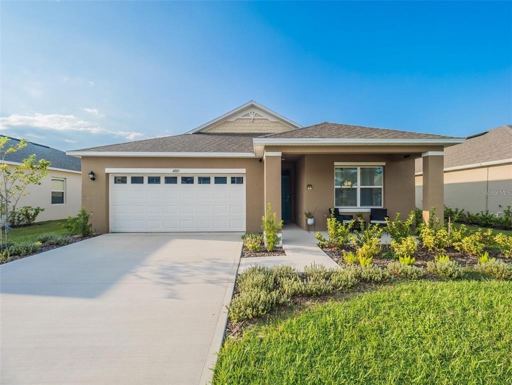 Panga Ave, Mount Dora, FL 32757