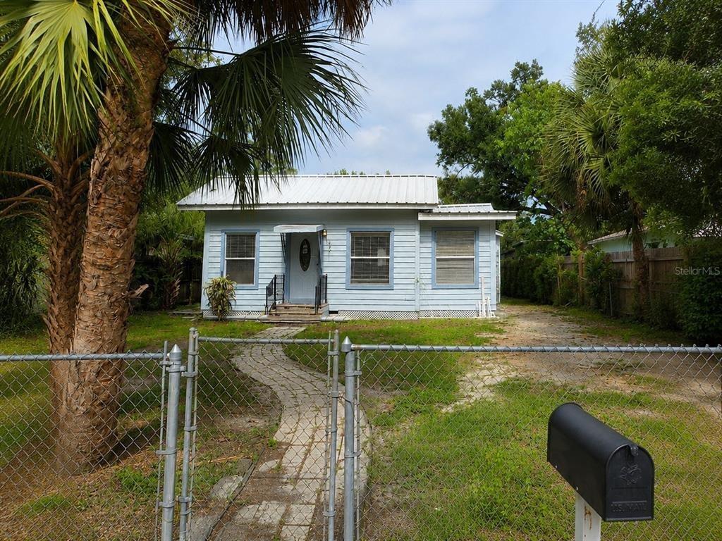 N 10th St, Tampa, FL 33604