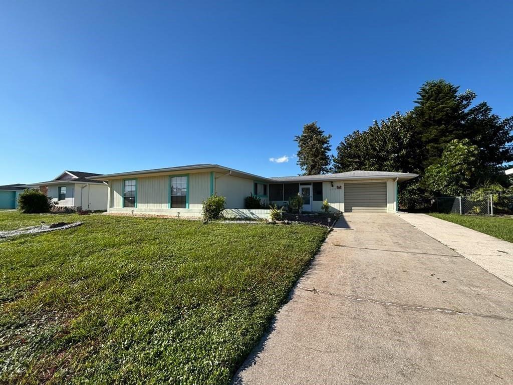 Santa Rosa Ave, Port Charlotte, FL 33981