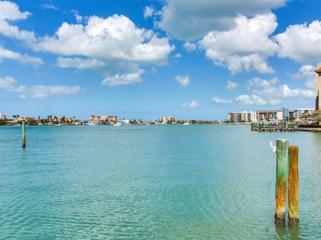 Dolphin Pt, Clearwater Beach, FL 33767