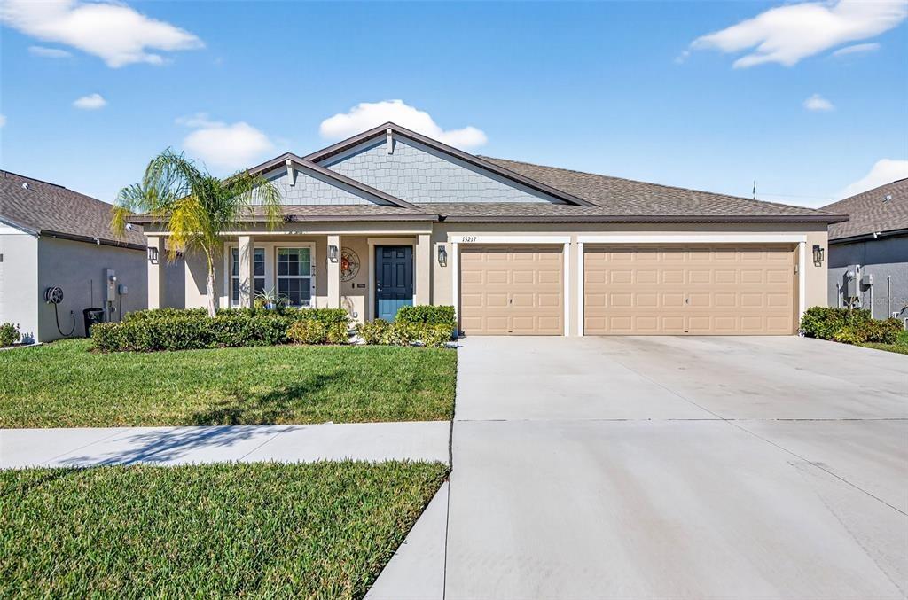 Zircon Red Dr, Wimauma, FL 33598