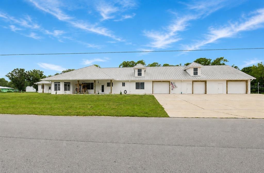 Lily St, Sebring, FL 33875
