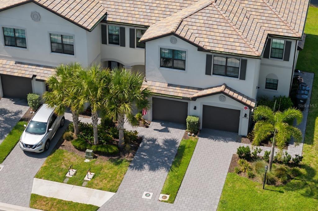 Sunny Day Dr, Bradenton, FL 34211