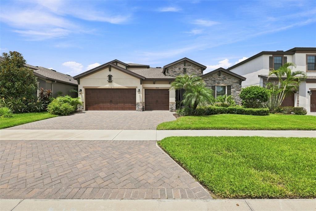Satin Lily Dr, Riverview, FL 33579