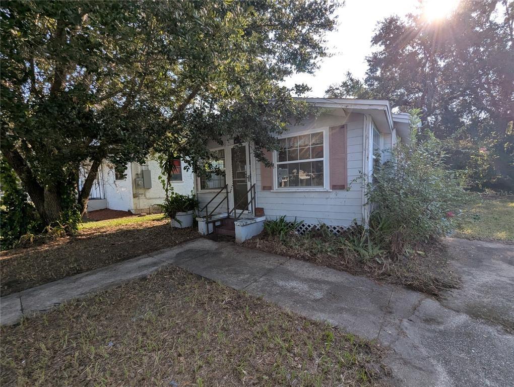 S Locust Ave, Sanford, FL 32771