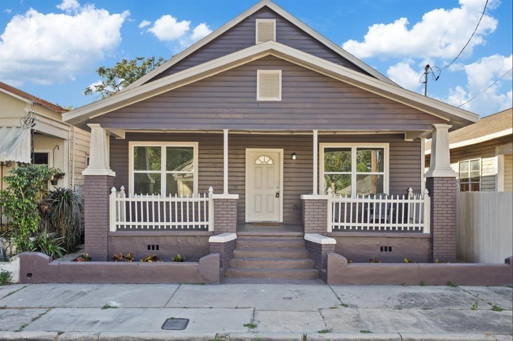 N 16th St, Tampa, FL 33605
