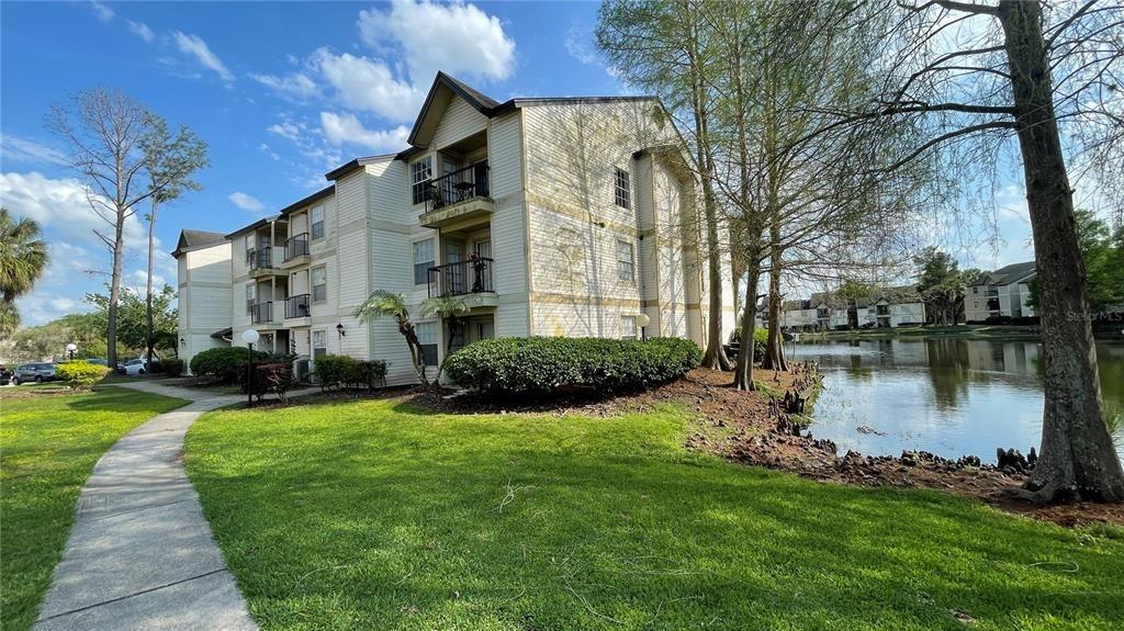 Lake Atriums Cir, Orlando, FL 32839