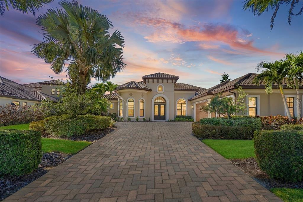 River Shores Trl, Parrish, FL 34219