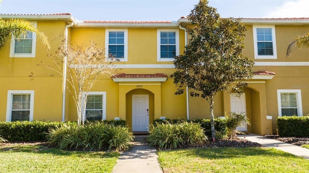 Yellow Lantana Ln, Kissimmee, FL 34747