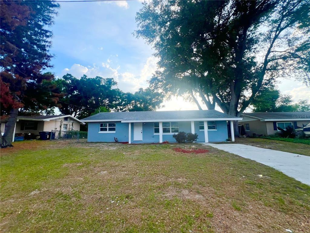 Lowell Rd, Winter Haven, FL 33884