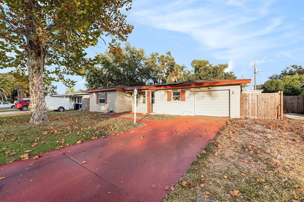 Nelson Ave, Clearwater, FL 33755