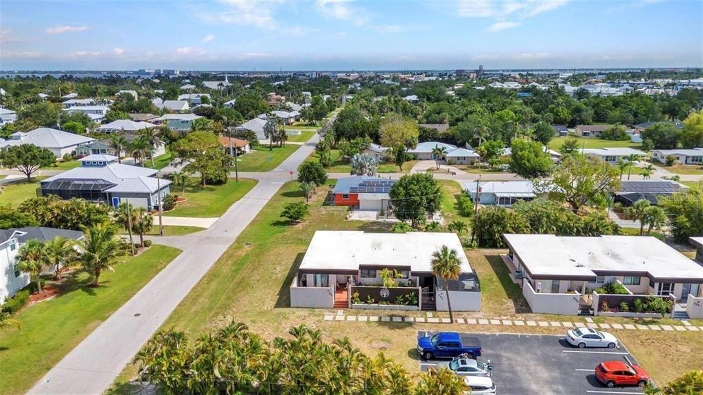 W Henry St, Punta Gorda, FL 33950