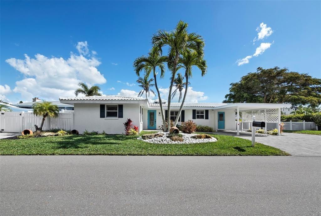 Jungle Queen Way, Longboat Key, FL 34228