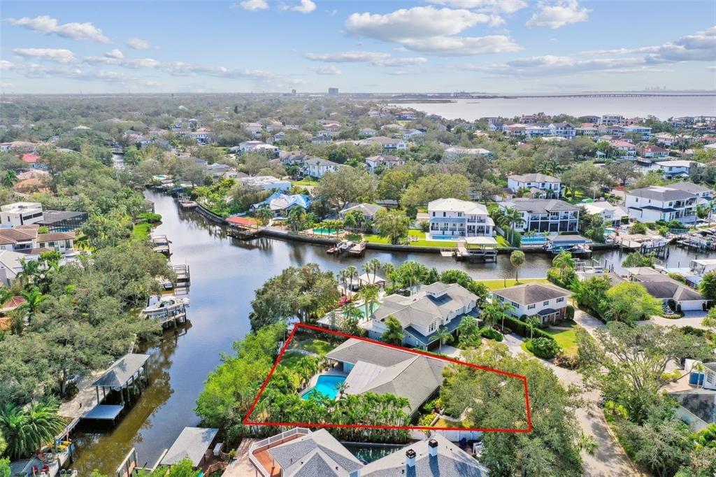 W San Jose St, Tampa, FL 33629