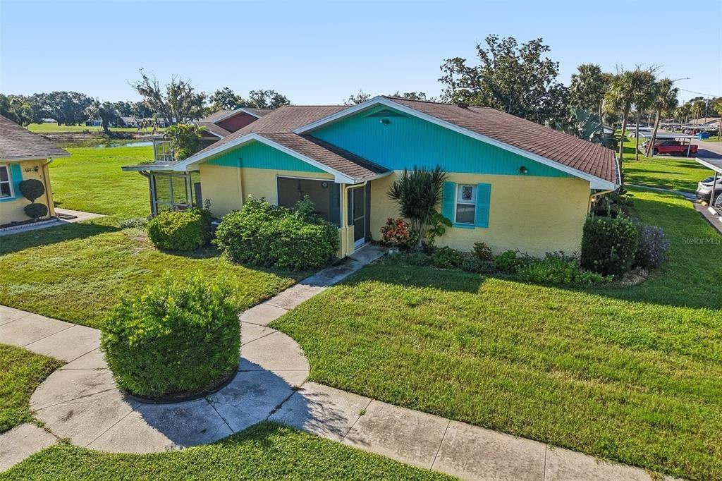 Canterbury Ln, Sun City Center, FL 33573