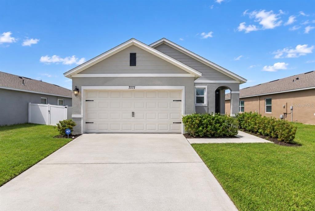 Carib Grackle Dr, Harmony, FL 34773