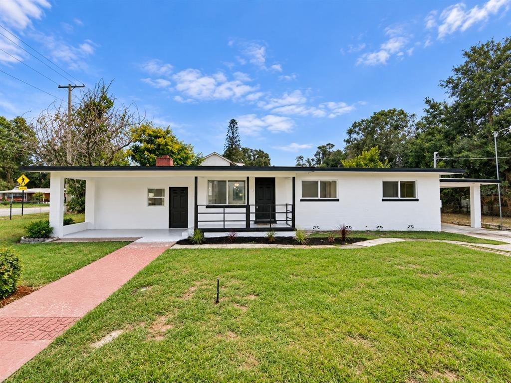 Avenue C Sw, Winter Haven, FL 33880