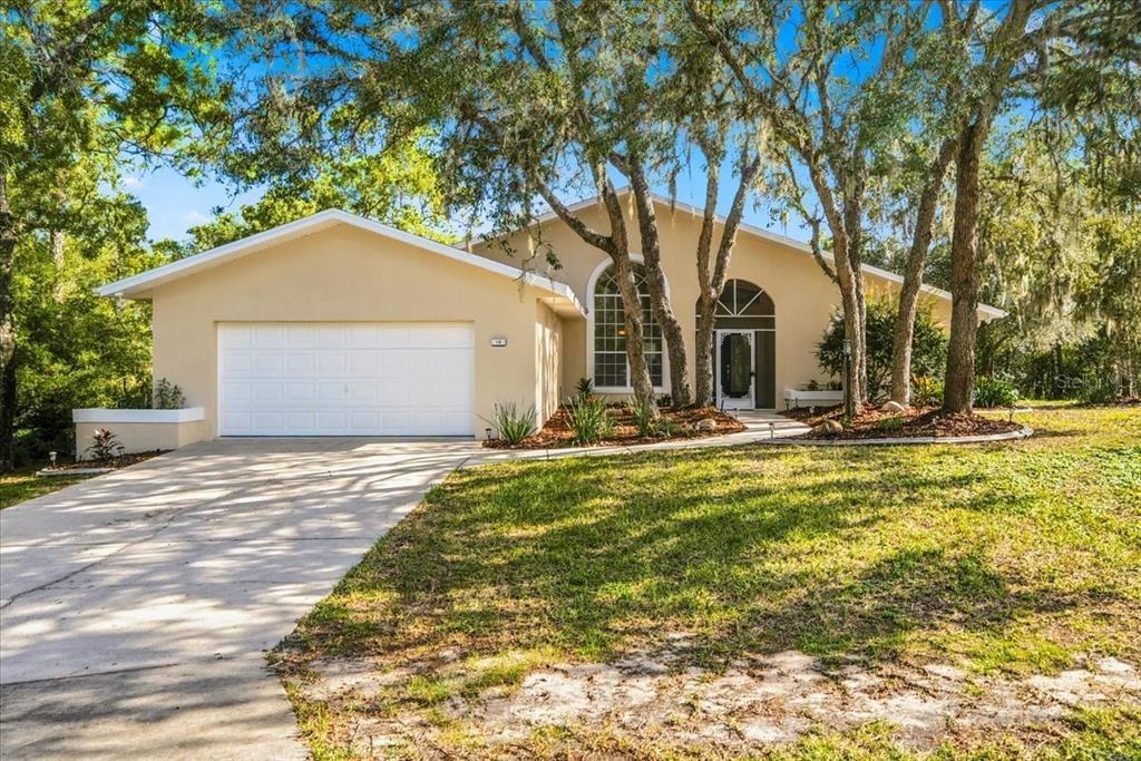 Dahlia Ct S, Homosassa, FL 34446
