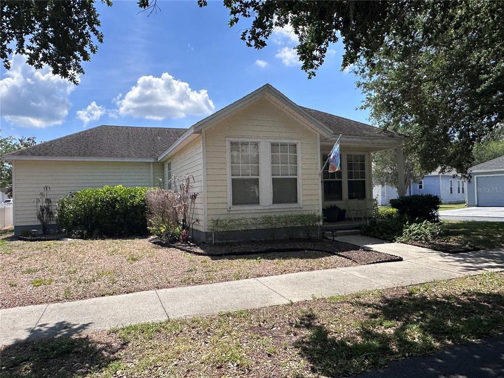 Birmingham Ave, Zephyrhills, FL 33542