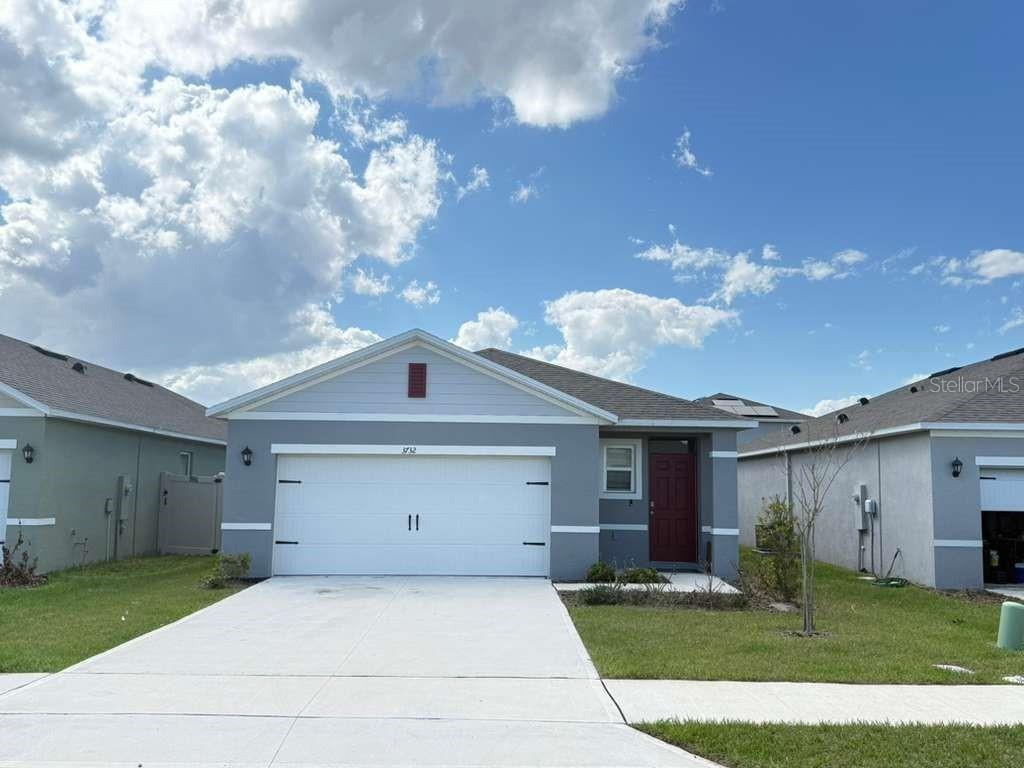 Giorgio Dr, Winter Haven, FL 33884