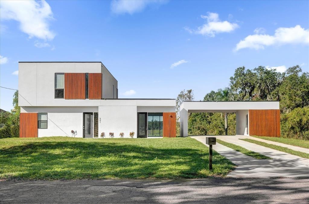 Chastain Rd, Seffner, FL 33584