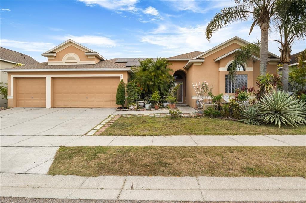 Coventry Rd, Davenport, FL 33897