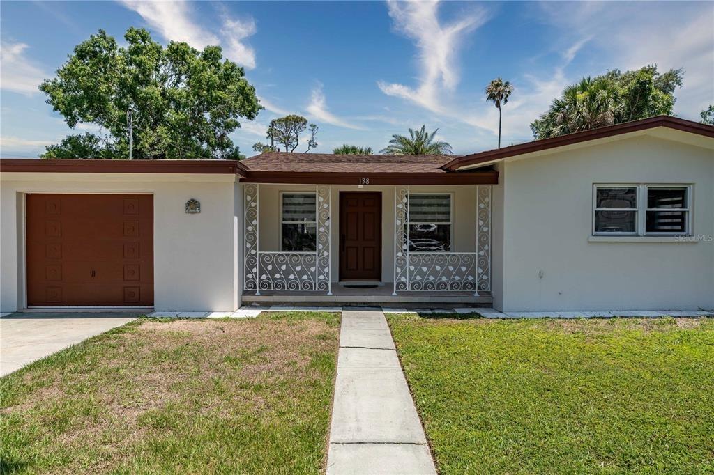 Pearl Ave, Sarasota, FL 34243