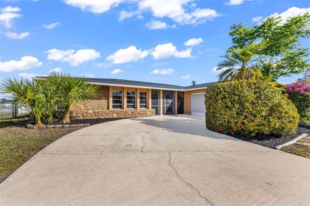 Annapolis Ln, Rotonda West, FL 33947