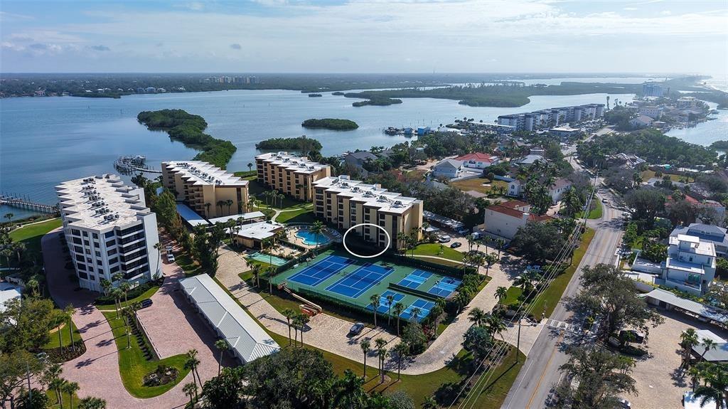 Midnight Pass Rd, Sarasota, FL 34242
