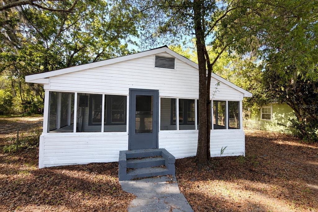 Se Hawthorne Rd, Hawthorne, FL 32640