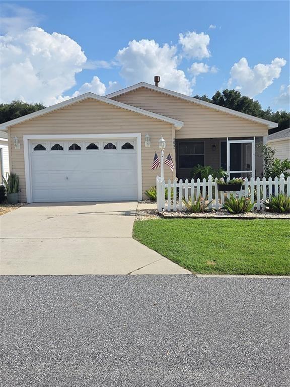 Starr Ln, The Villages, FL 32162