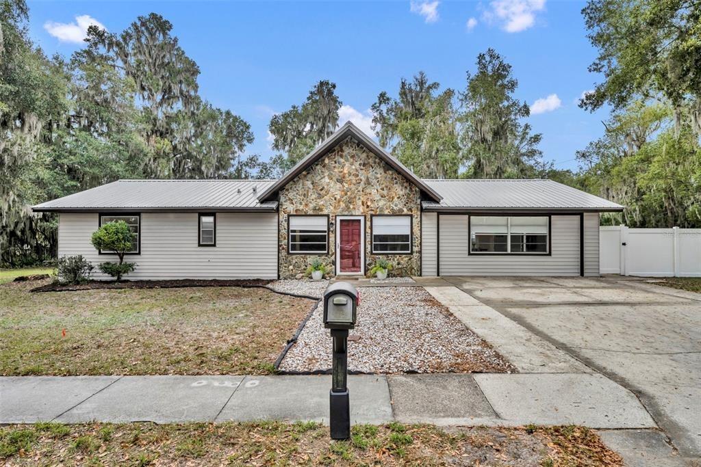 W Voorhis Ave, Deland, FL 32720