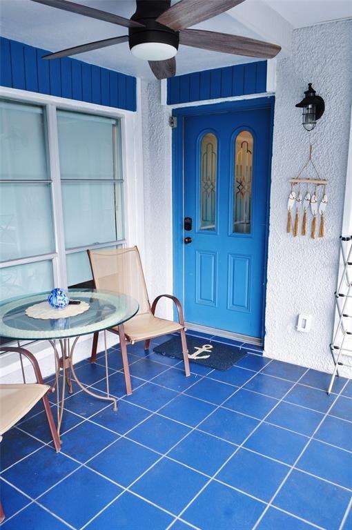 Rex Pl, Madeira Beach, FL 33708