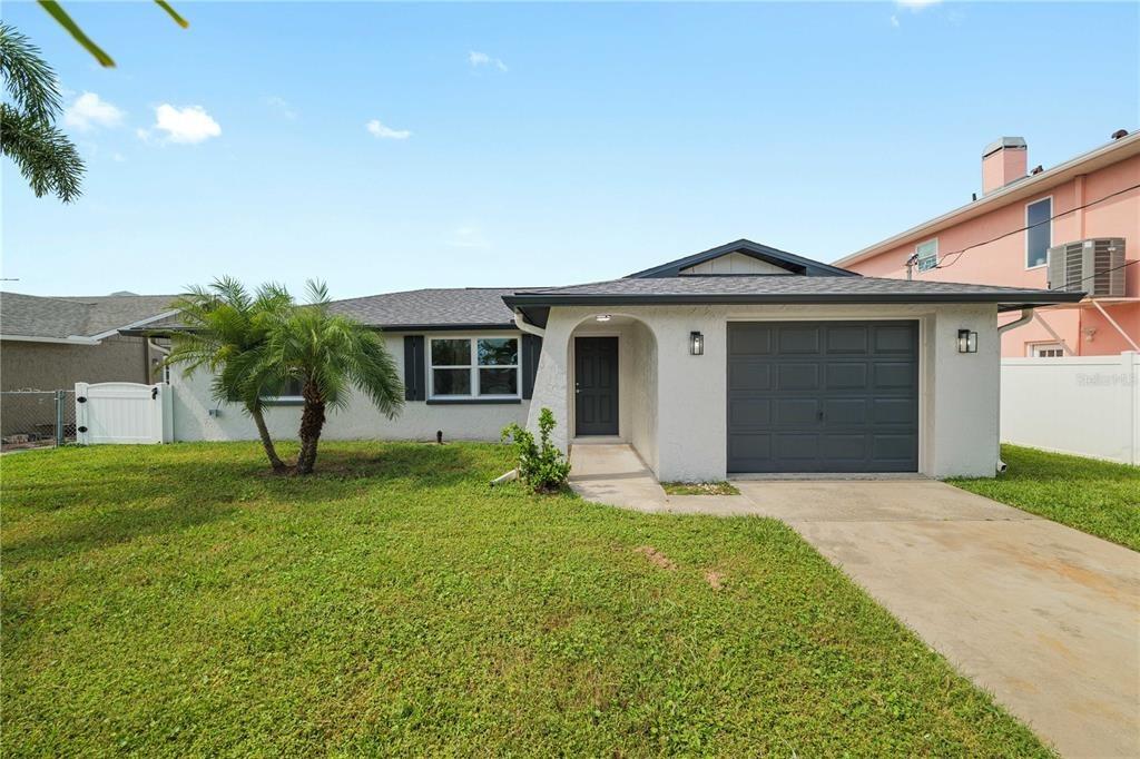 Harbor Dr, Hudson, FL 34667