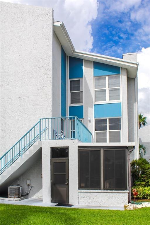 Medallion Blvd, Madeira Beach, FL 33708