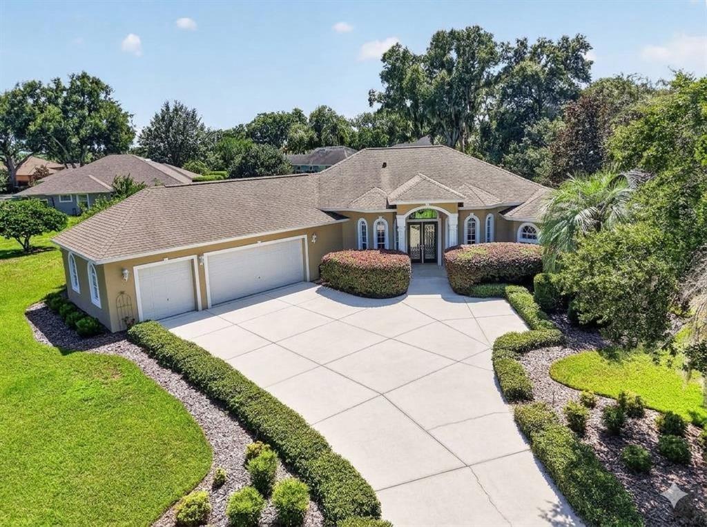 Spinnaker Loop, Lady Lake, FL 32159